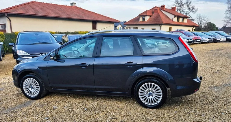 Ford Focus cena 16500 przebieg: 236000, rok produkcji 2009 z Pabianice małe 781